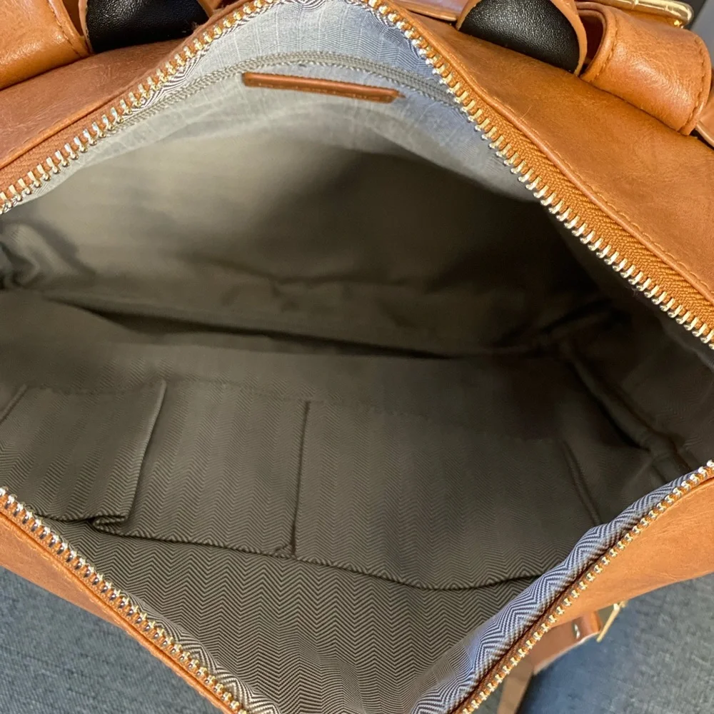 Brand NEW Camden Convertible Backpack in Camel 🧡 - Picture 4 of 16